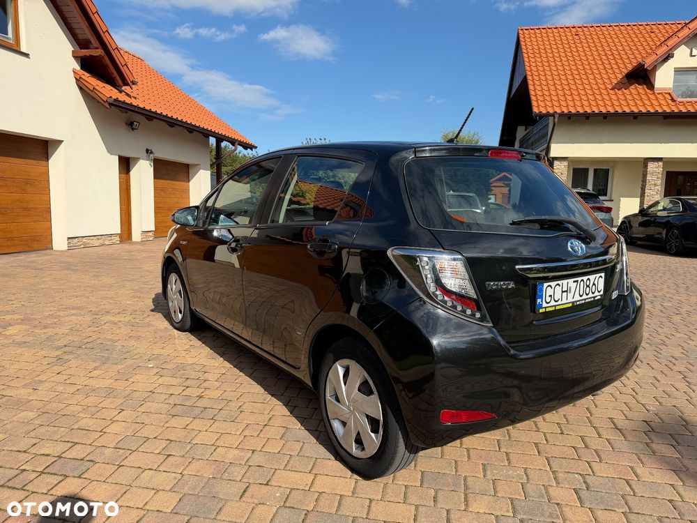 Toyota Yaris 1.5 VVT-i Comfort - 4
