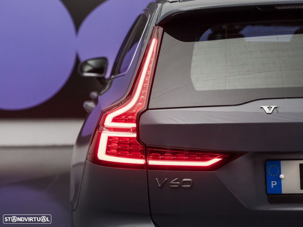 Volvo V60 2.0 T6 AWD TE Essential - 10