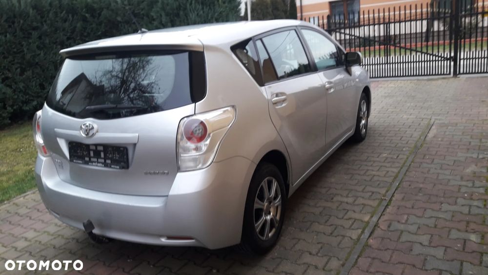 Toyota Verso 1.6 5-Sitzer - 6