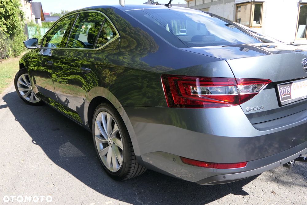 Skoda Superb 1.6 TDI Style - 11