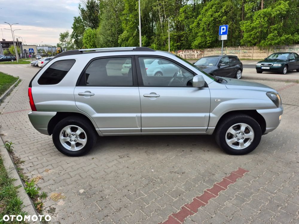 Kia Sportage 2.0 2WD LX - 16