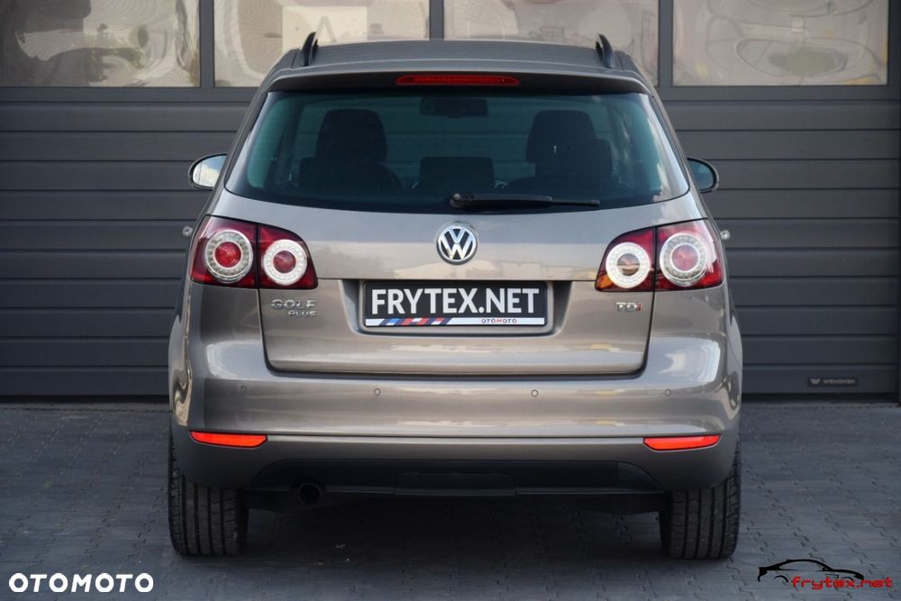 Volkswagen Golf Plus - 11