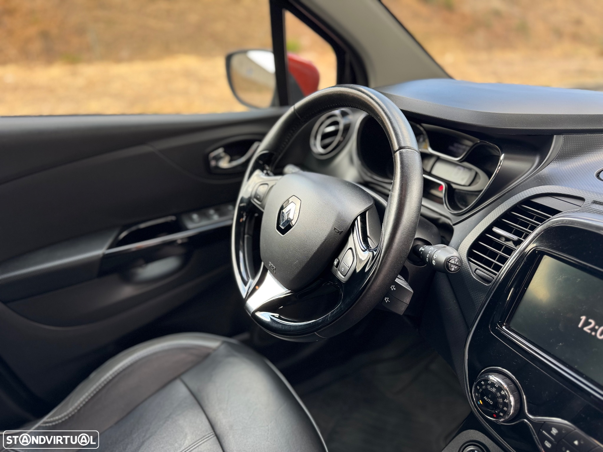 Renault Captur 1.2 TCe Exclusive EDC - 16