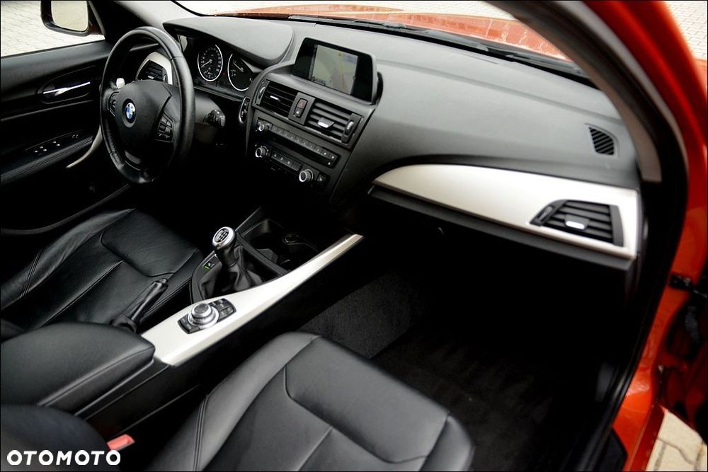BMW Seria 1 116d EfficientDynamics Edition - 26