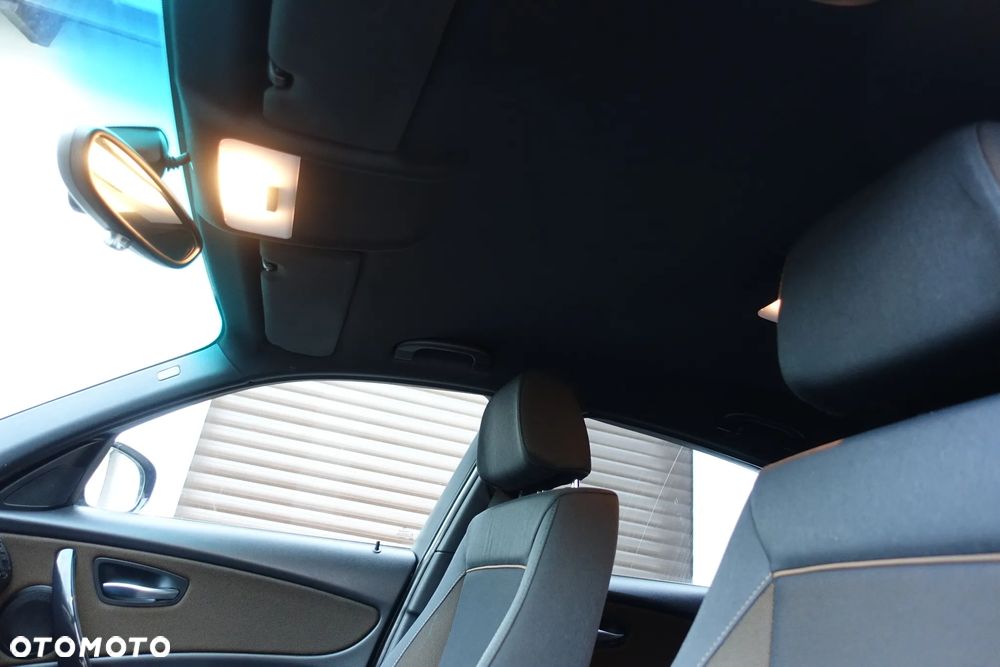 BMW Seria 1 116d - 30