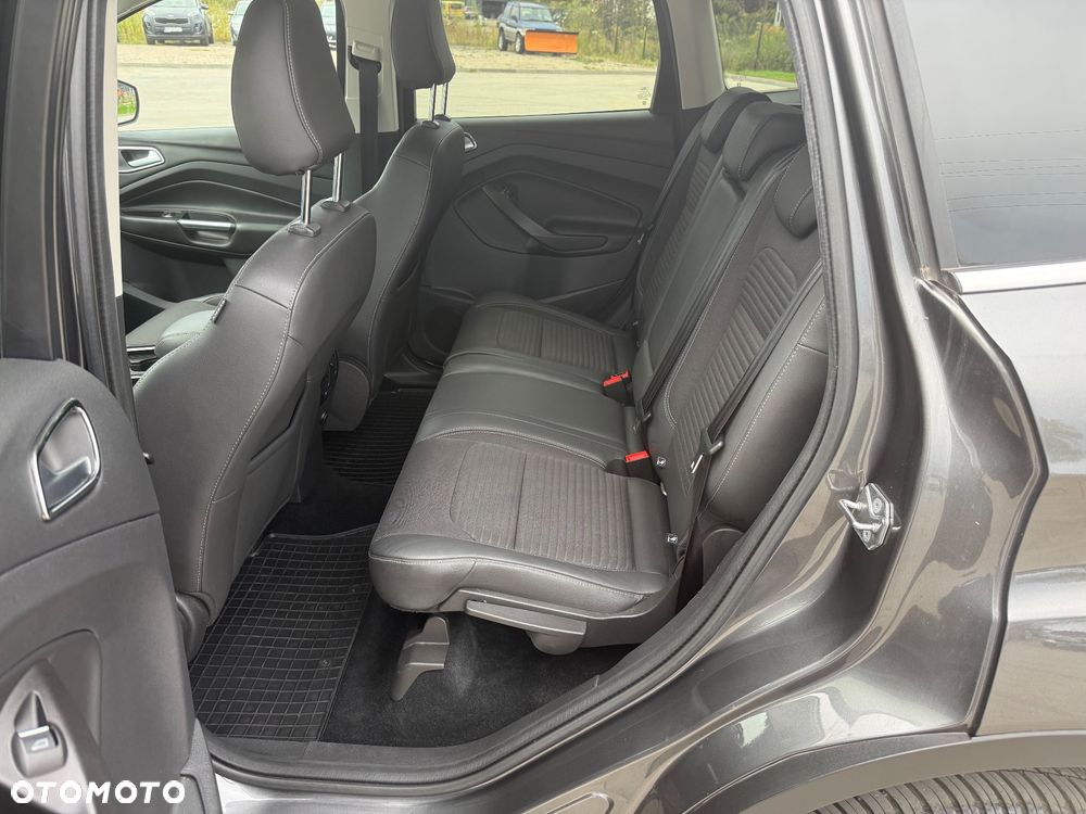 Ford Kuga 2.0 TDCi AWD Titanium - 17