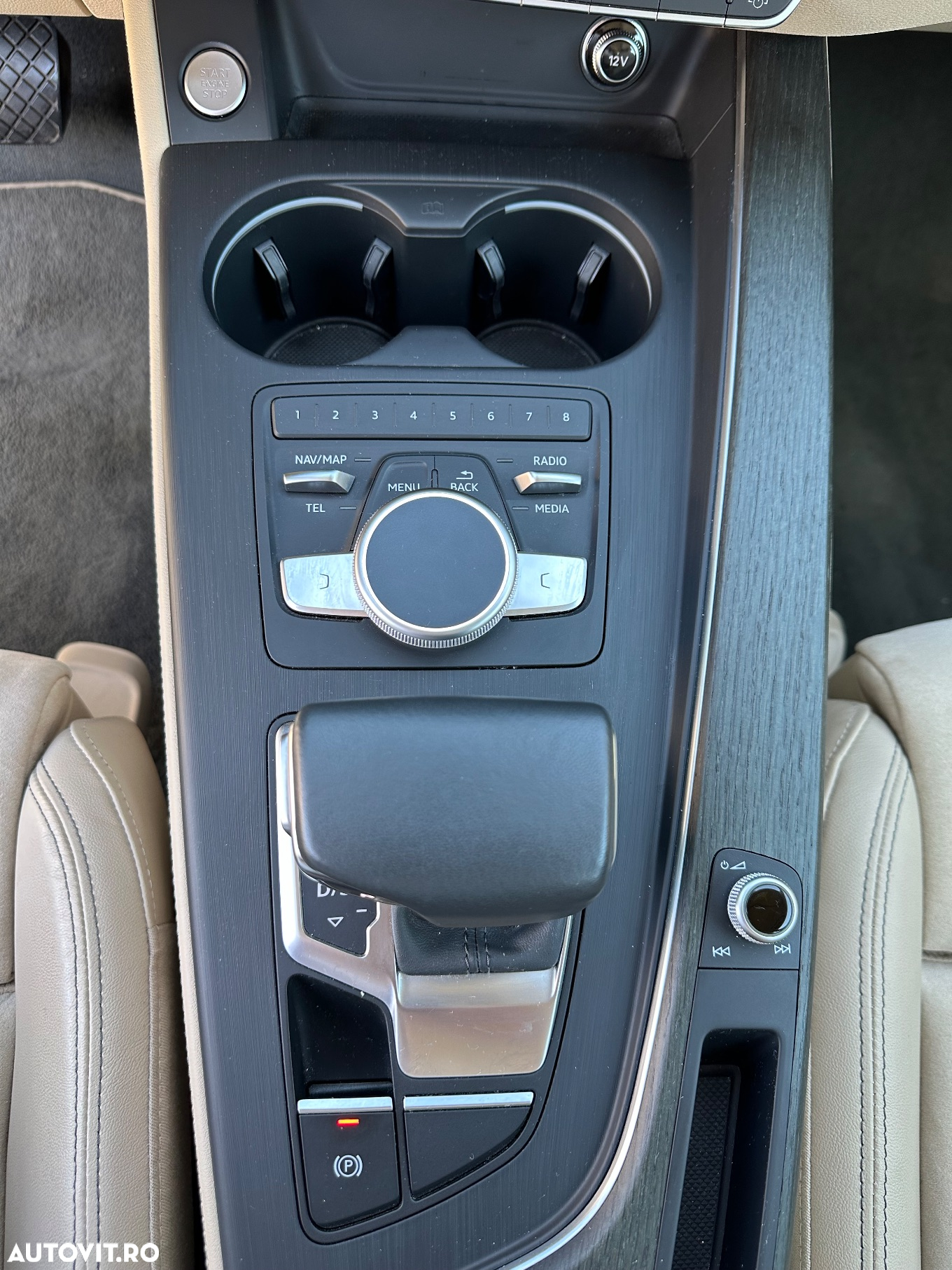 Volkswagen Passat - 32