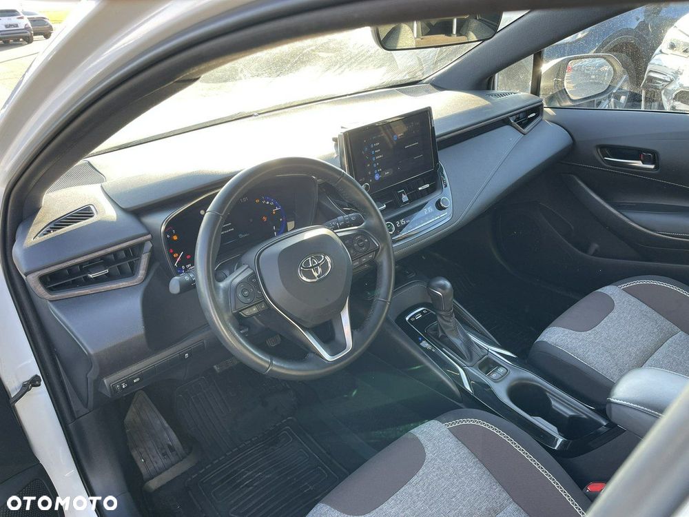 Toyota Corolla 1.8 Business Edition - 9