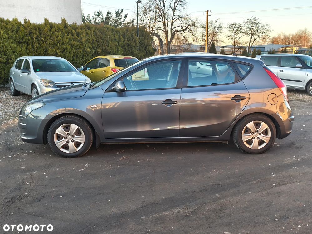 Hyundai i30 1.4 Edition Plus - 8