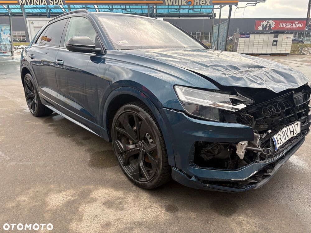 Audi Q8 - 6