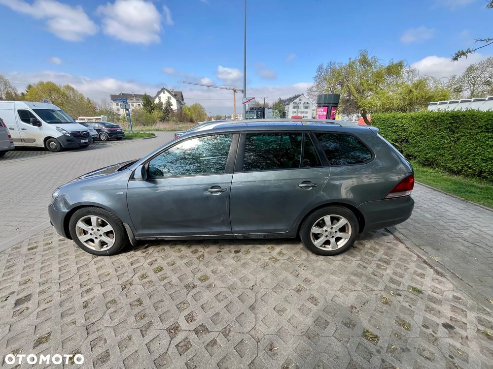 Volkswagen Golf 2.0 TDI Highline - 6