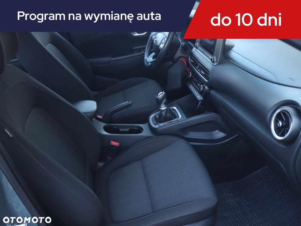Hyundai Kona - 11