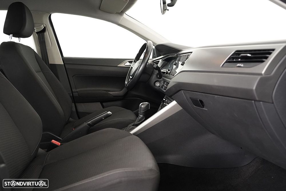 VW Polo 1.0 TSI Confortline DSG - 18