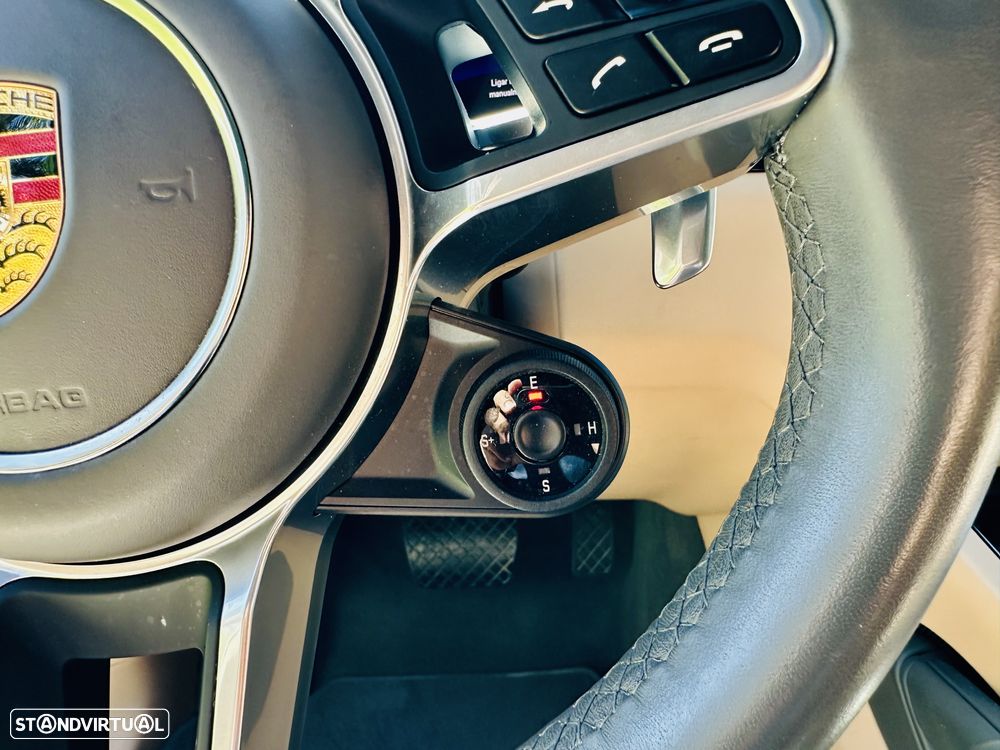 Porsche Cayenne - 38