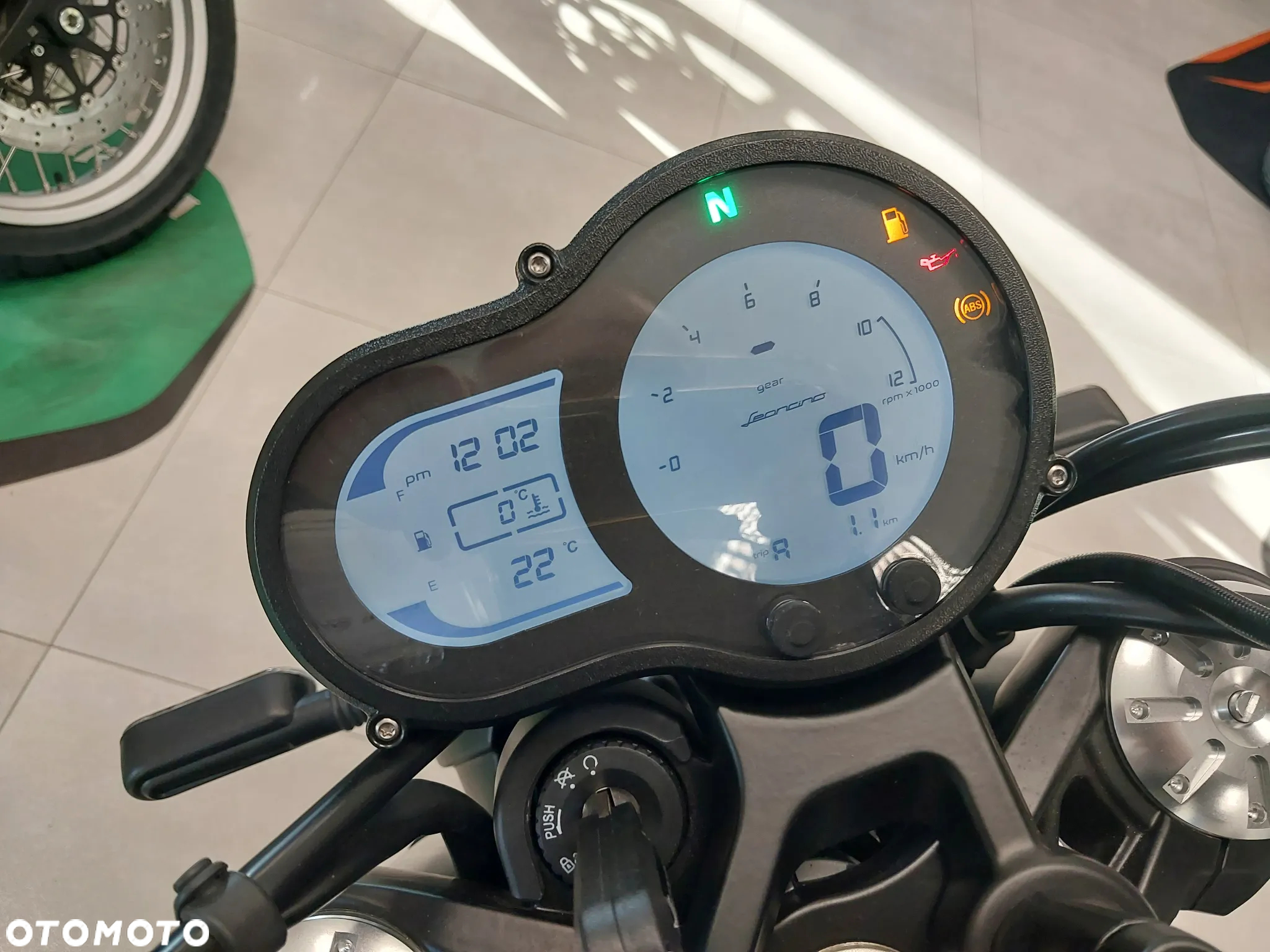 Benelli Leoncino Trail - 10
