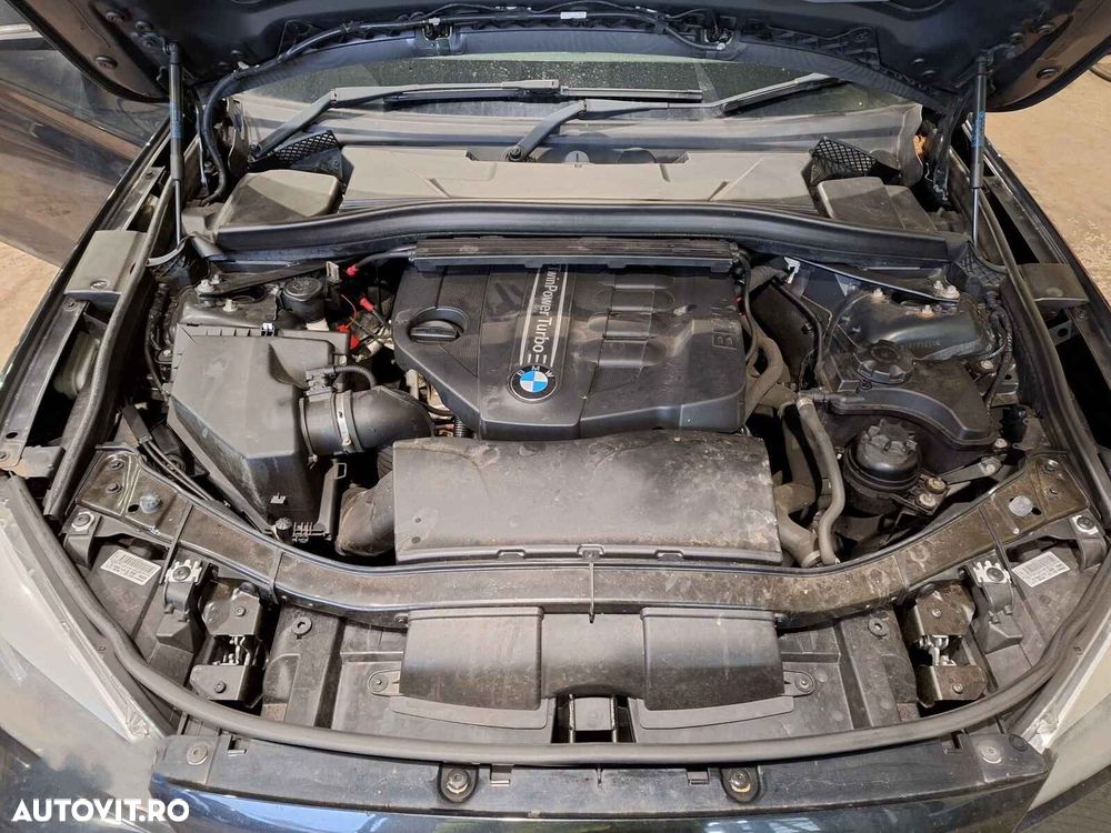 Far Dreapta BMW X1 2014 SUV Negru - 7