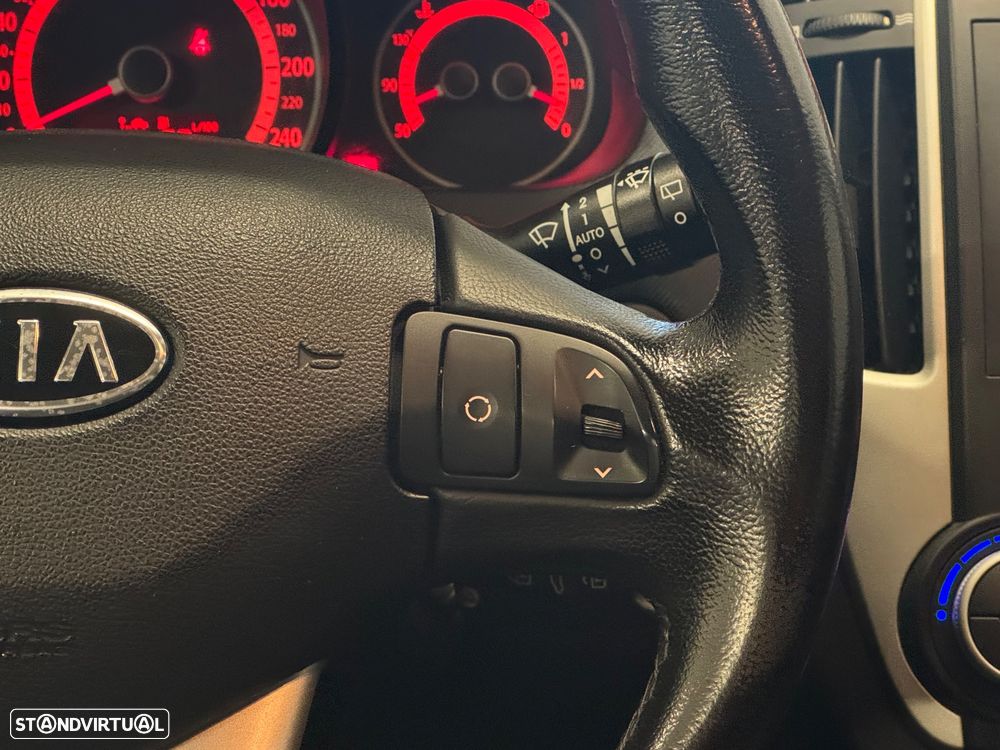 Kia Ceed SW 1.6 CRDi TX - 11