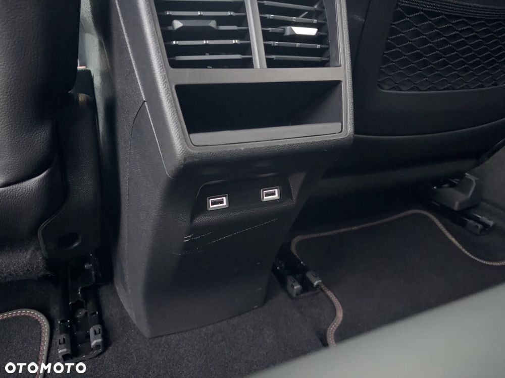 DS Automobiles DS 7 Crossback - 34