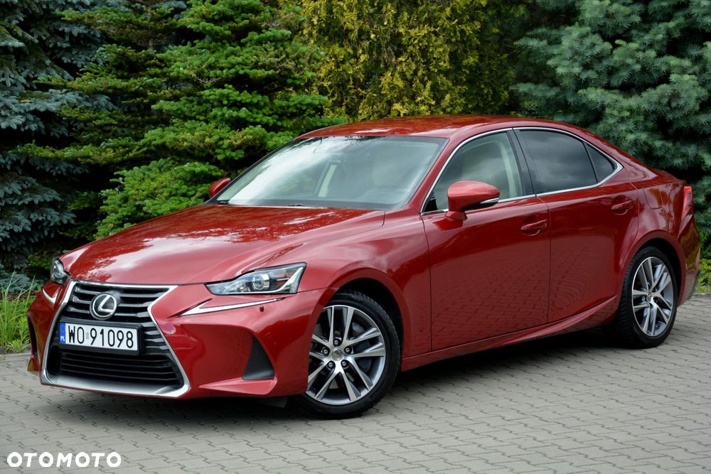 Lexus IS 200t / 300 Prestige - 3