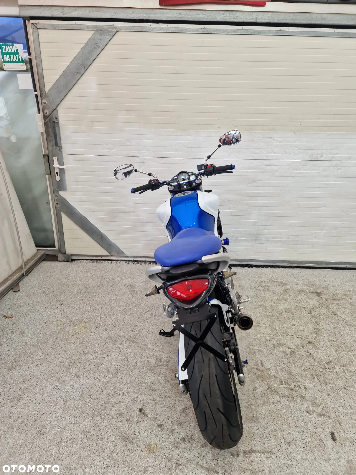 Suzuki Gladius - 25