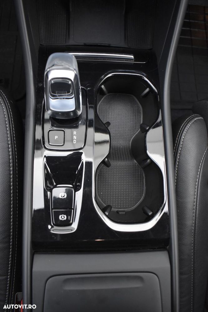 Volvo XC 40 - 36