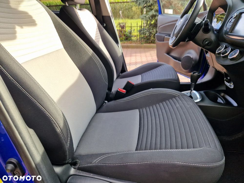 Toyota Yaris 1.5 Premium CVT - 22