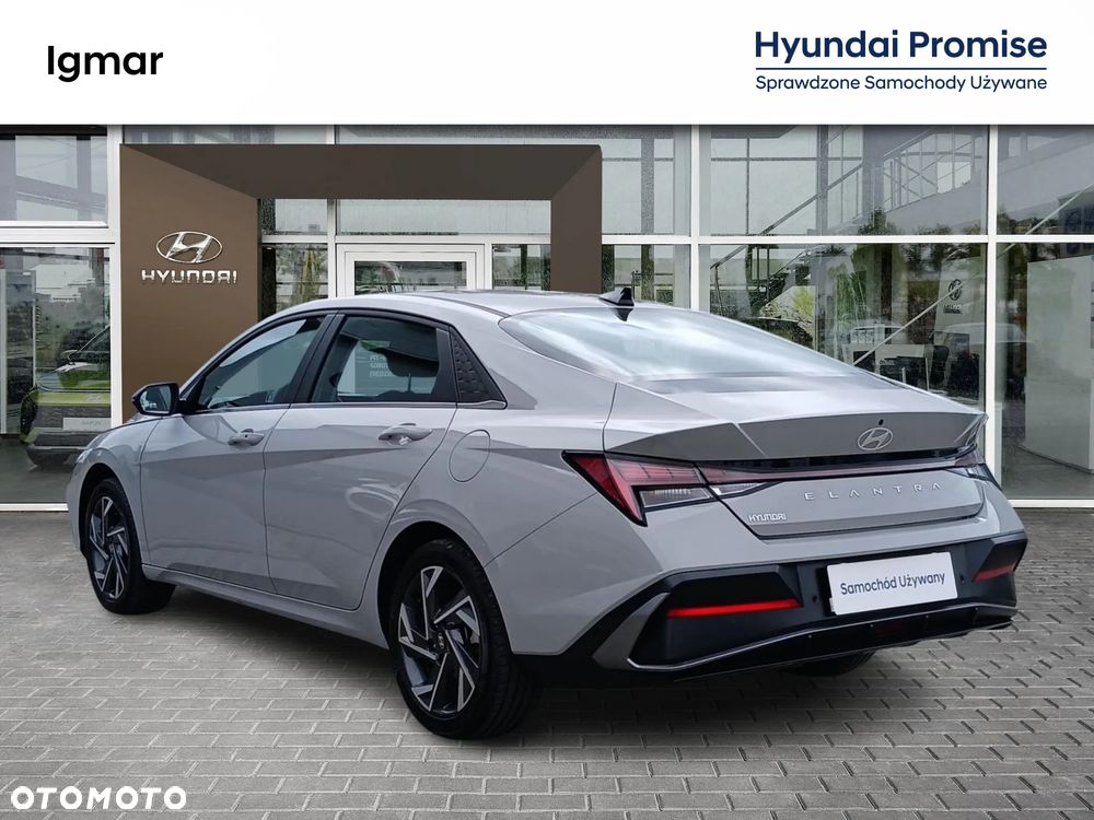 Hyundai Elantra 1.6 Smart - 3