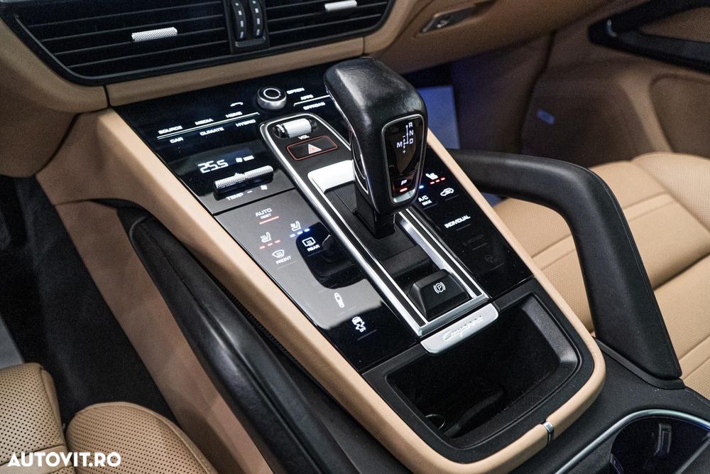 Porsche Cayenne E-Hybrid Tiptronic S Platinum Edition - 12