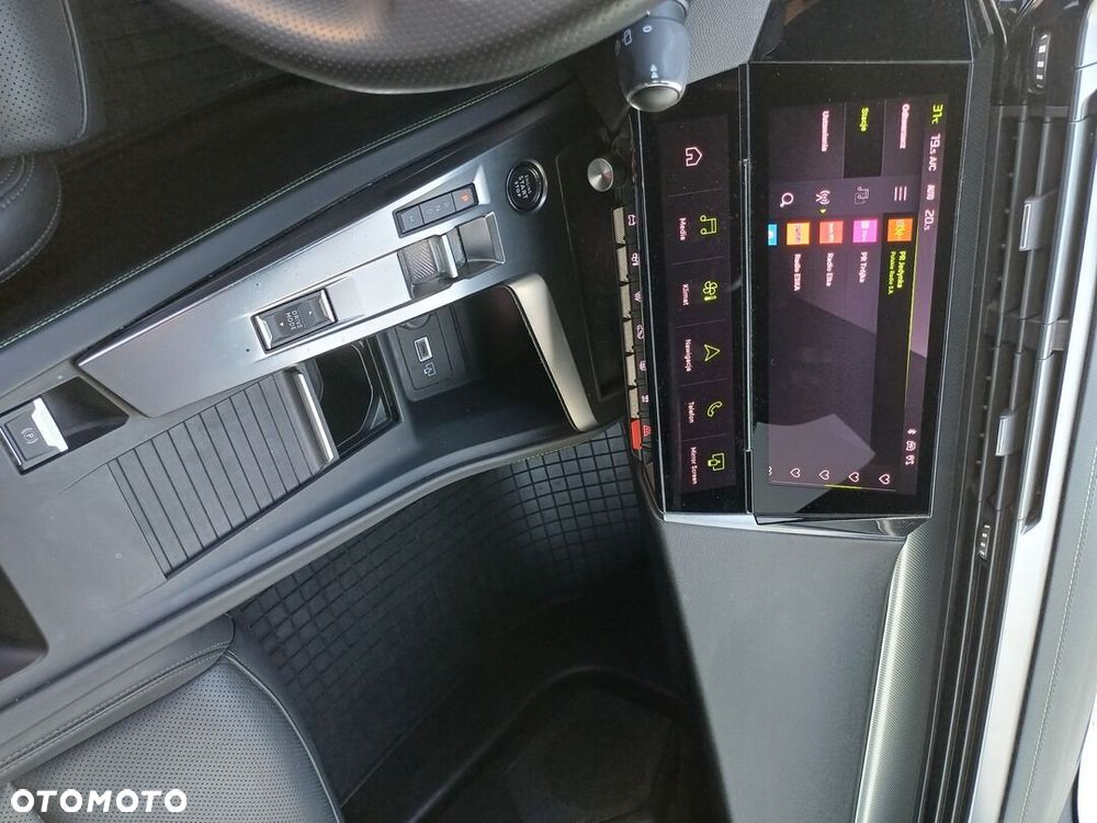 Peugeot 308 1.2 PureTech GPF GT Pack S&S EAT8 - 24