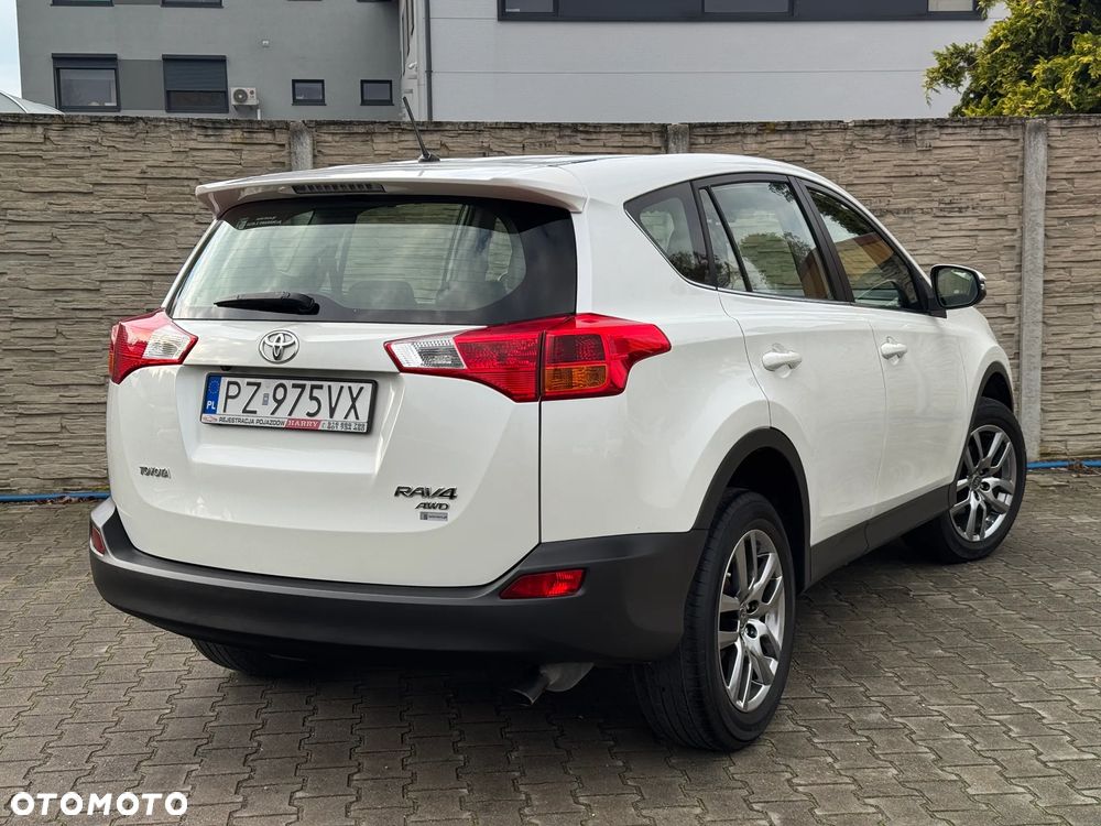Toyota RAV4 2.0 D-4D Premium - 6