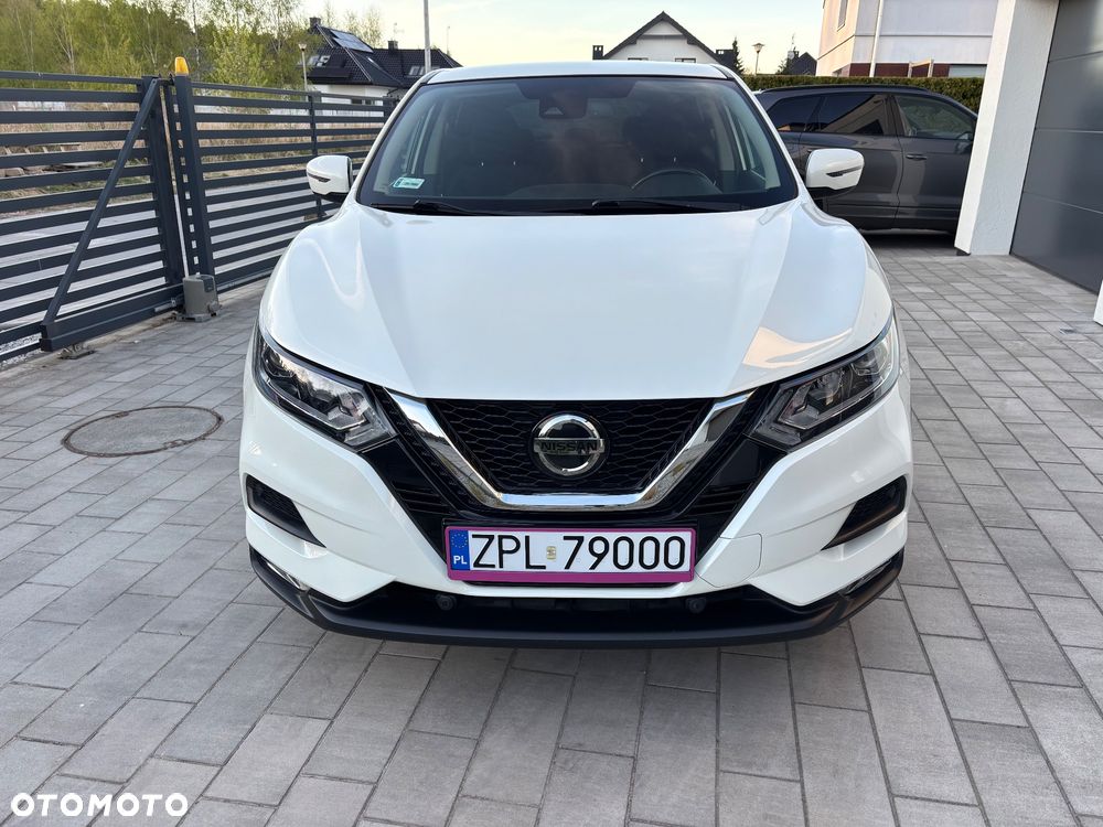 Nissan Qashqai 1.3 DIG-T N-Connecta EU6d - 14