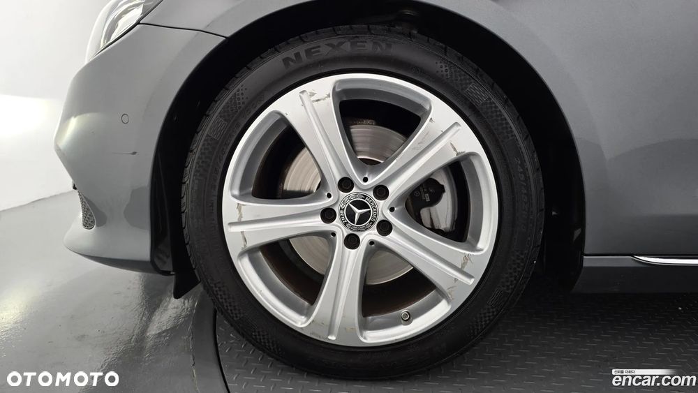Mercedes-Benz Klasa E 200 9G-TRONIC Avantgarde - 6