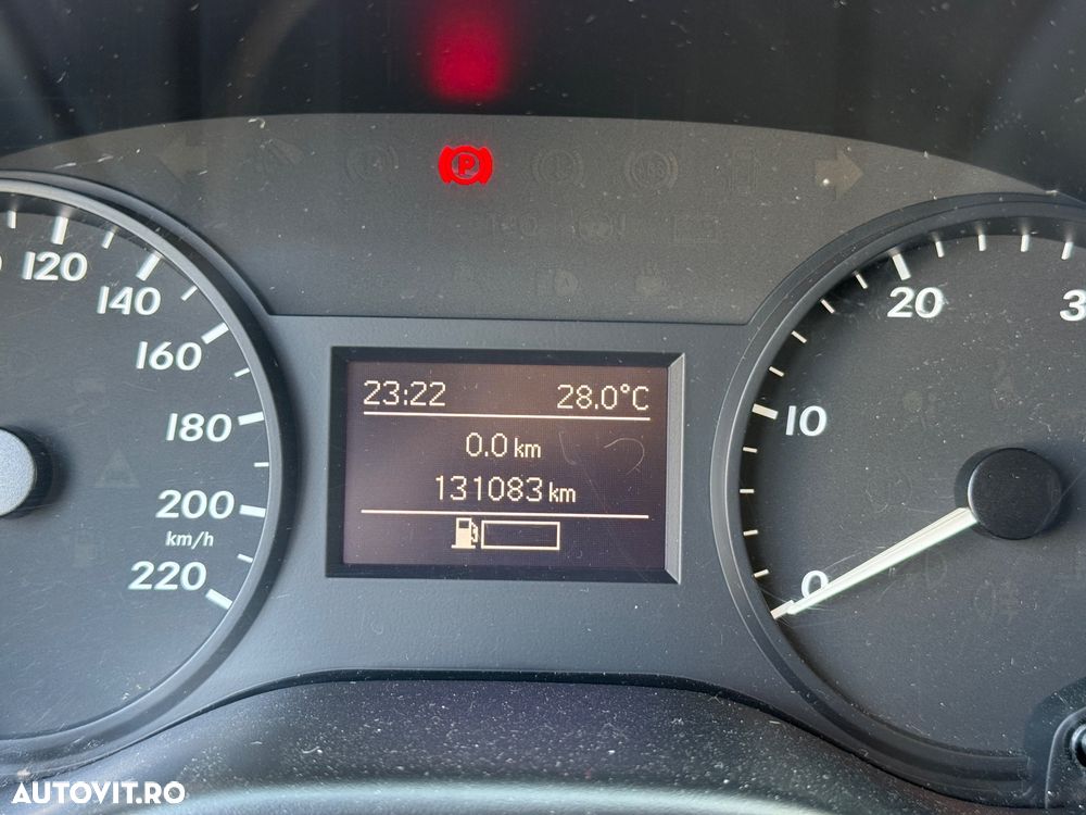 Mercedes-Benz Vito - 17
