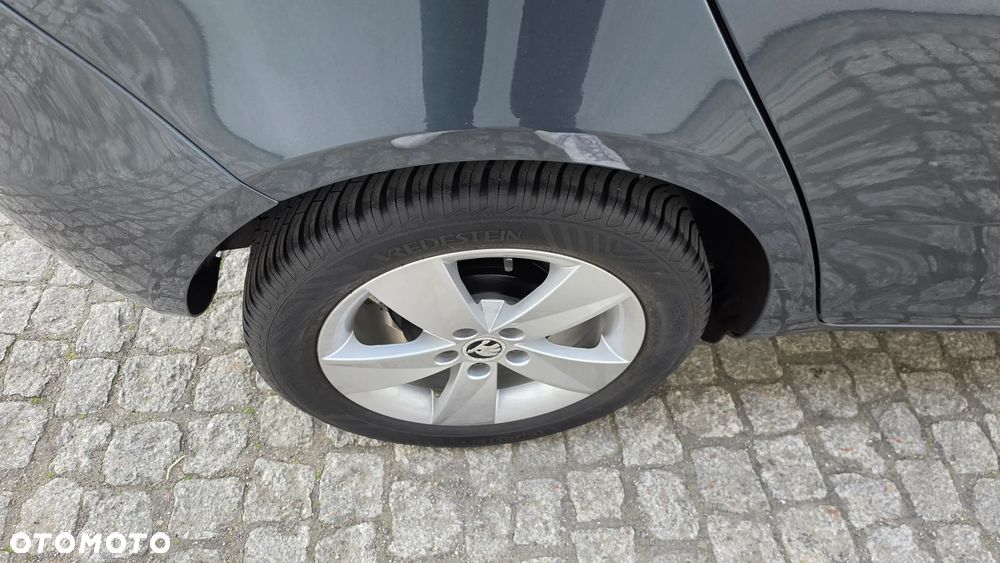 Skoda Fabia 1.2 HTP Ambition - 15