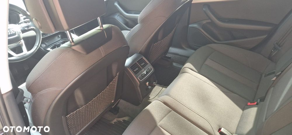 Audi A4 Avant 40 TDI quattro S tronic S line - 6