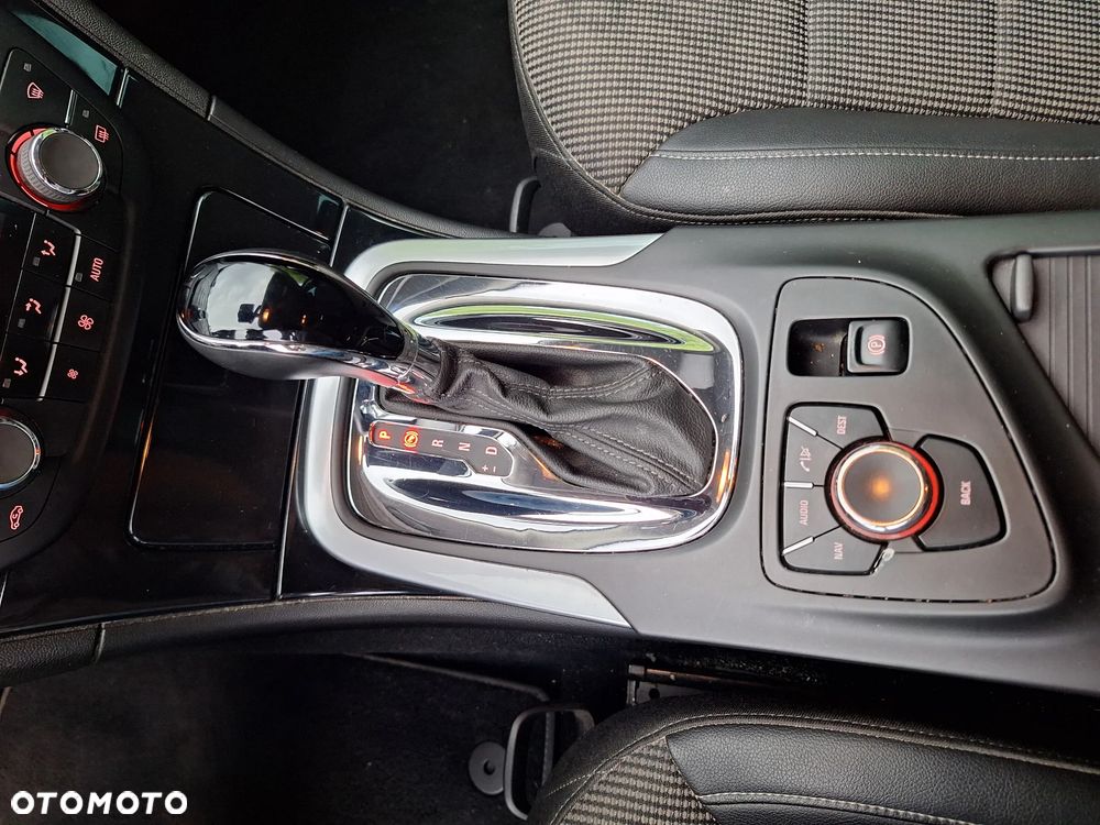 Opel Insignia 2.0 CDTI Automatik Cosmo - 17