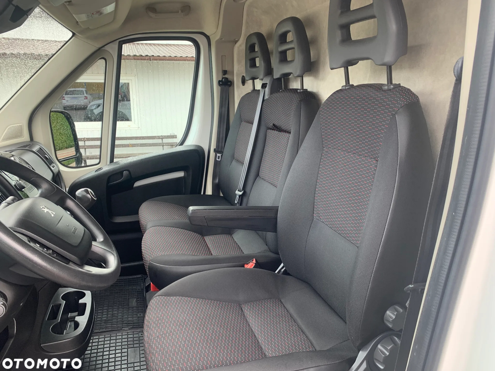 Peugeot BOXER 2,2hdi -165KM L3H2 - 19