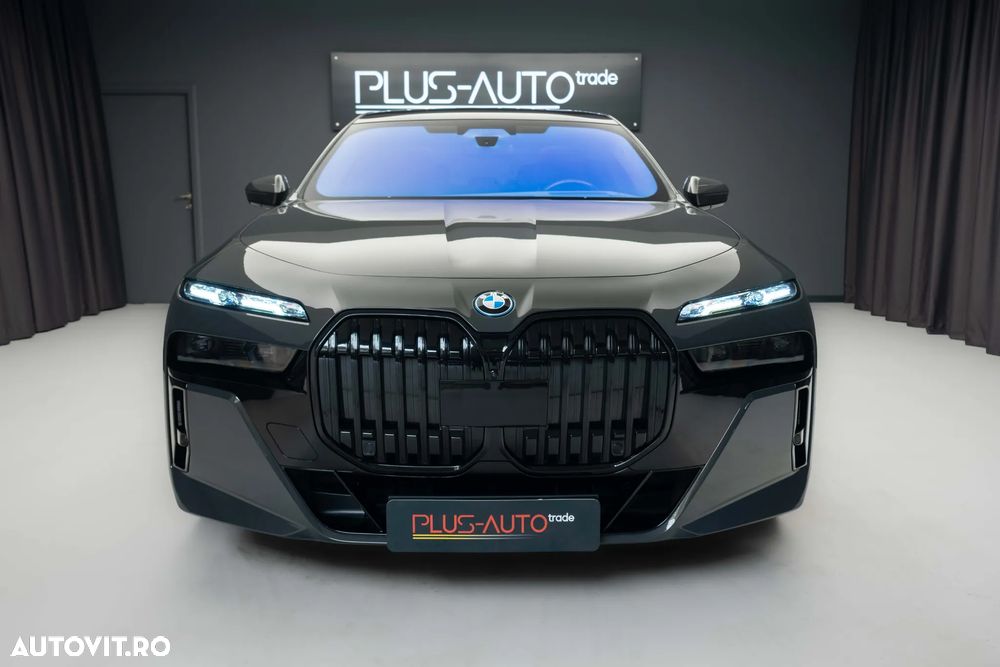 BMW i7 - 5