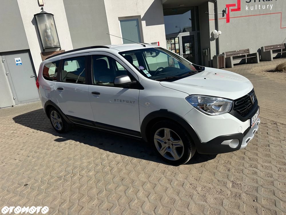 Dacia Lodgy TCe 115 Stepway - 14