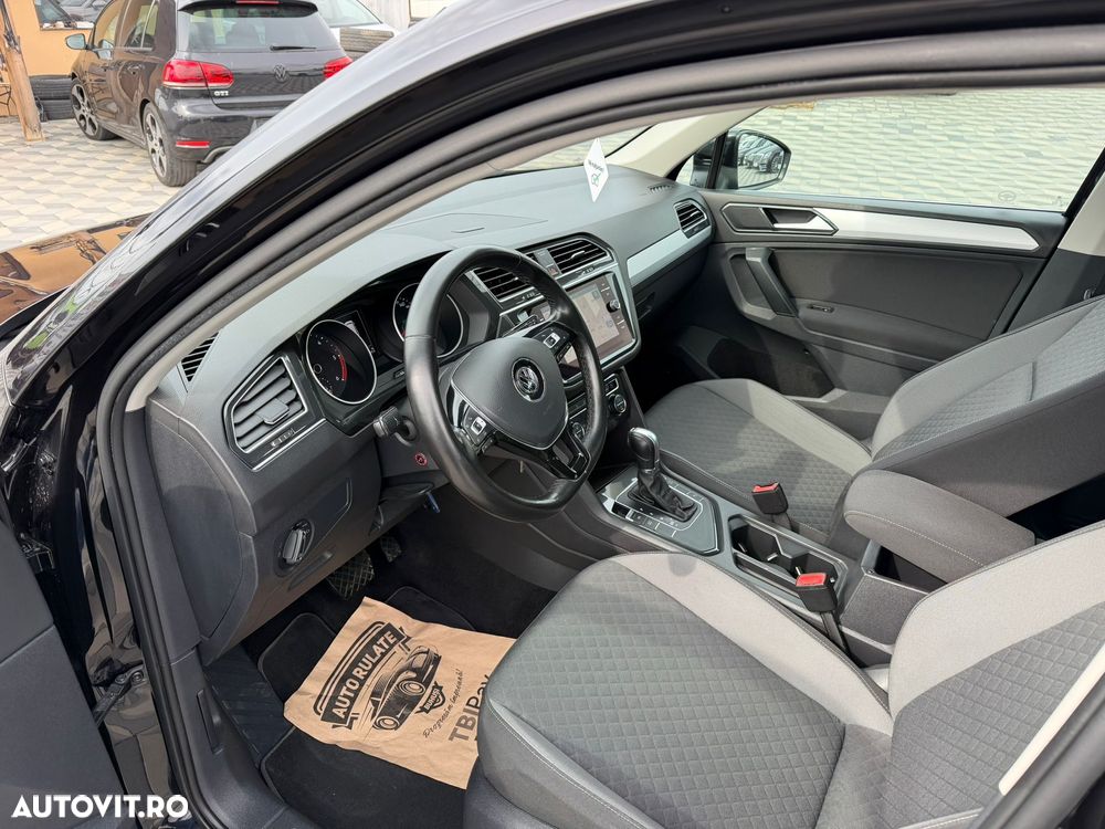 Volkswagen Tiguan - 11