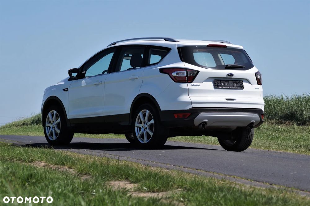 Ford Kuga - 10