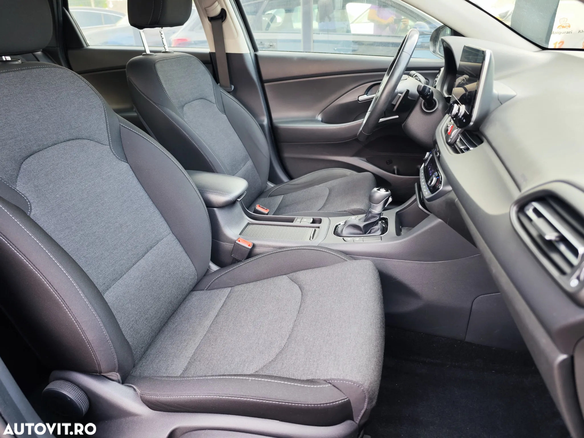 Hyundai i30 Kombi 1.6 CRDI DCT Select - 18