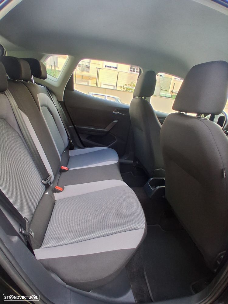 SEAT Arona - 31