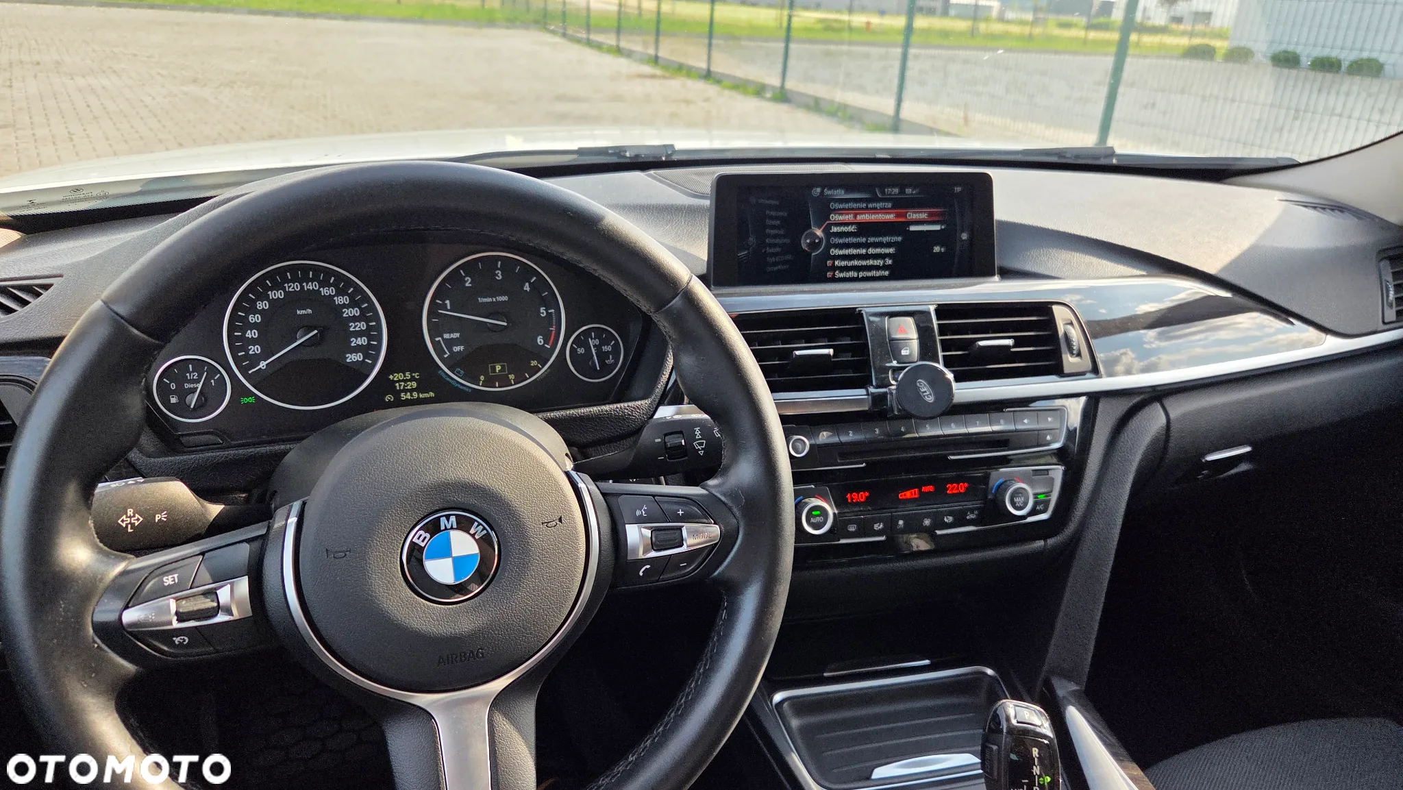 BMW Seria 3 320d Efficient Dynamics Luxury Line sport - 4