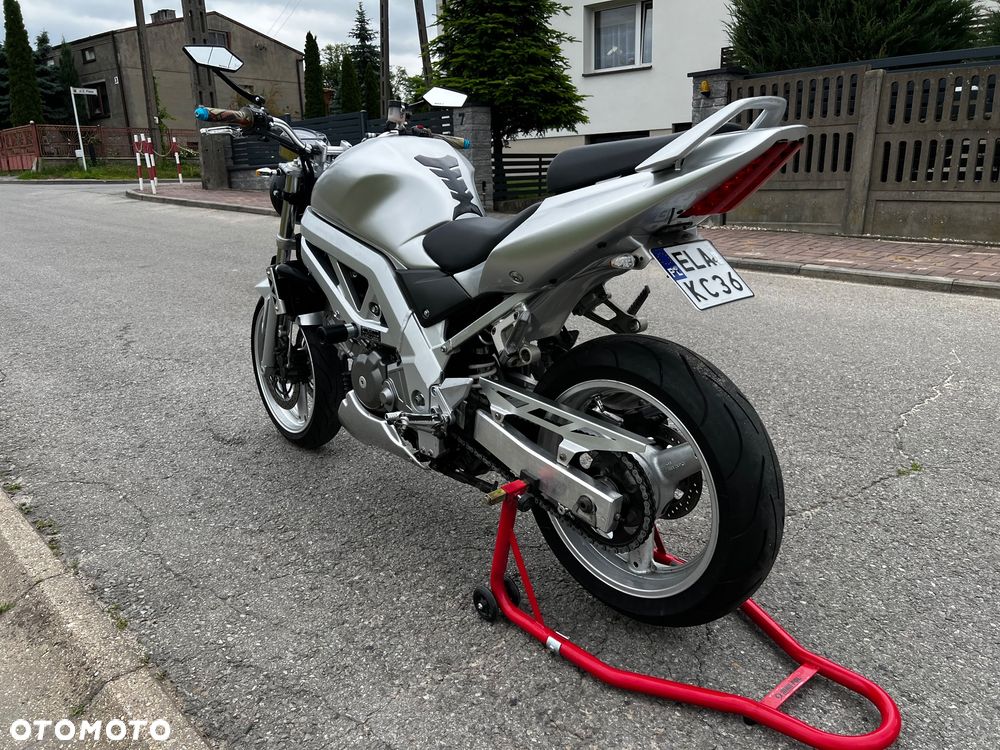 Suzuki SV - 7