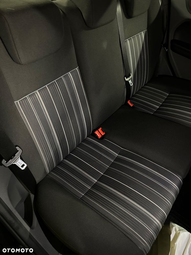 Ford Focus - 24