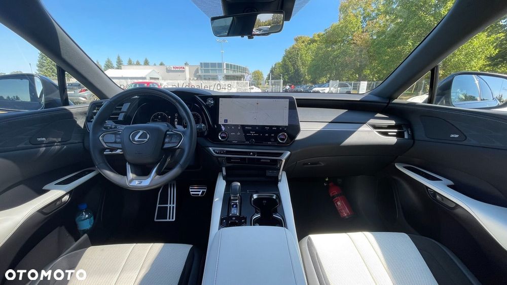 Lexus RX - 22