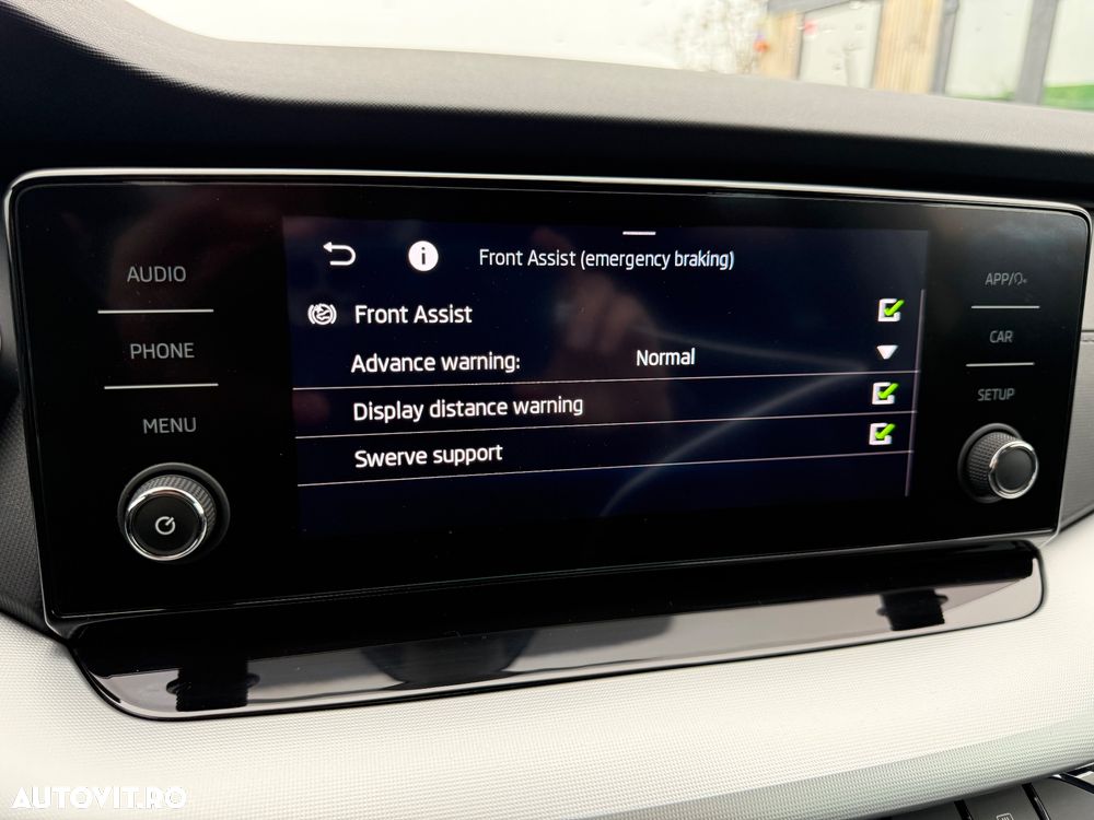 Skoda Octavia 2.0 TDI DSG Ambition - 34