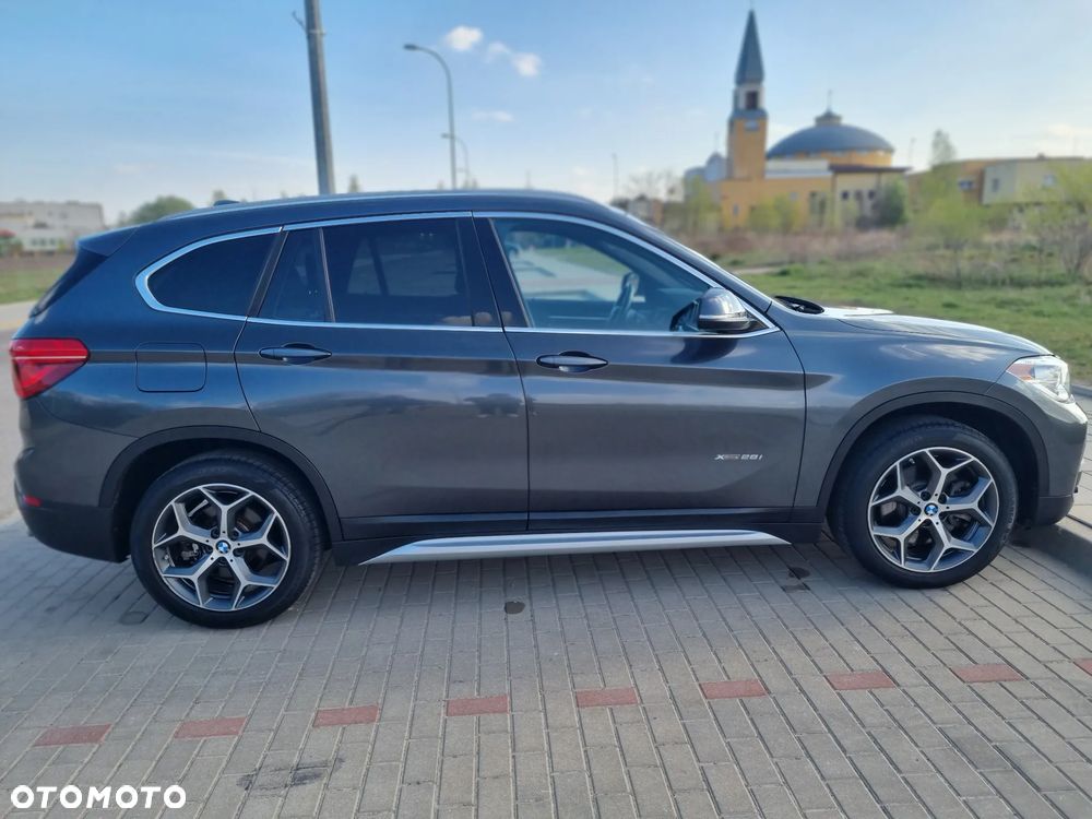 BMW X1 xDrive25i xLine - 6
