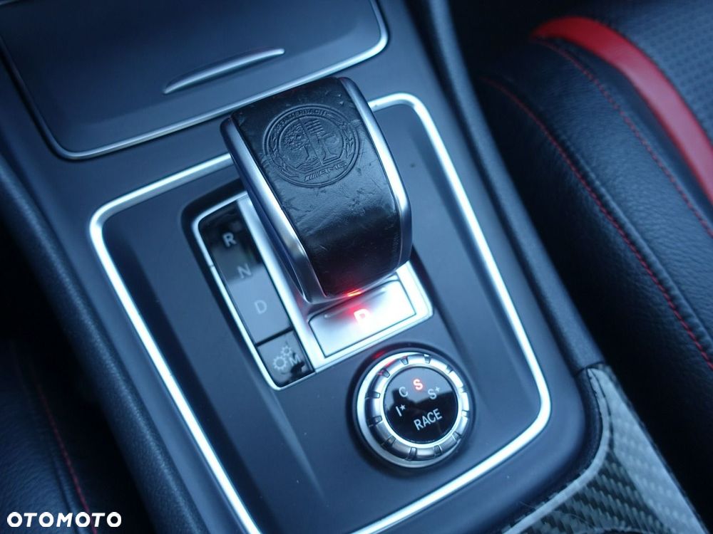 Mercedes-Benz CLA AMG 45 4Matic AMG Speedshift DCT 7G AMG Night Edition - 31